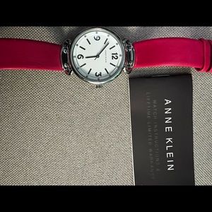 Never worn